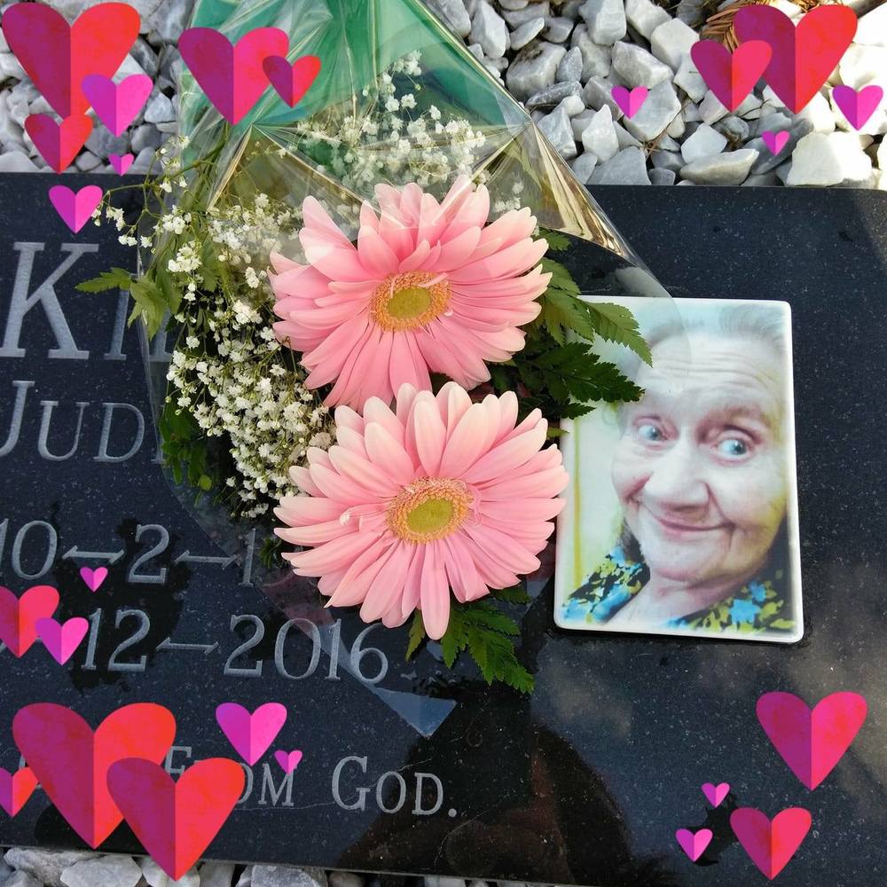 Meet your Posher, Pamela